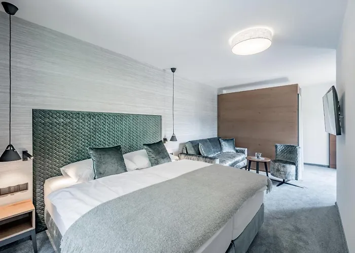 Tyrolerhof Отель 4*