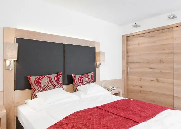 Tyrolerhof Отель 4*