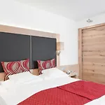 Tyrolerhof Ξενοδοχείο 4*