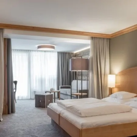 Tyrolerhof 4*