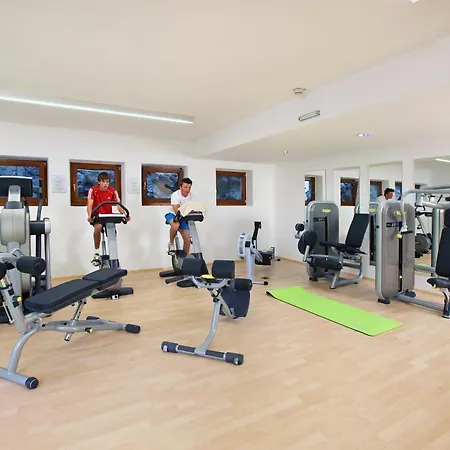 מלון Tyrolerhof 4*