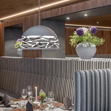 Tyrolerhof Hotel 4*