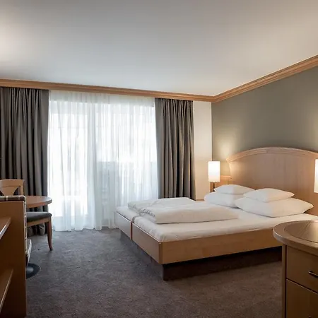 Отель Tyrolerhof 4*