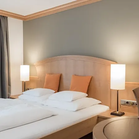 蒂罗勒霍夫酒店 酒店 索尔登